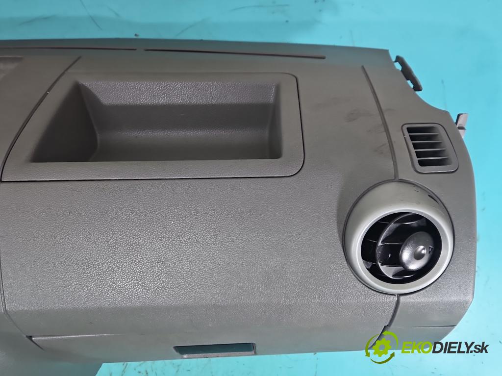 Ford Fusion 1.4 16V 80 HP manual 59 kW 1388 cm3 5- kokpit,pristrojová doska rozdeľovacia