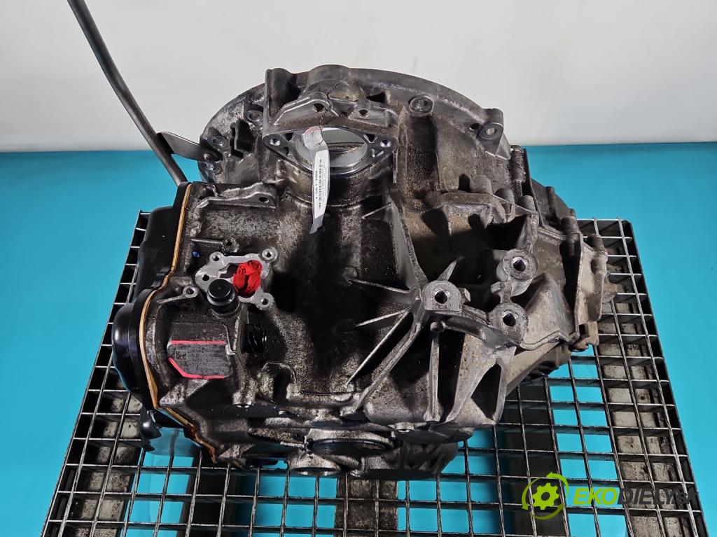 Mercedes B W246  2011-2018 2.1 cdi 136hp automatic 100 kW 2143 cm3 5- převodovka stupňová automat A2463700902