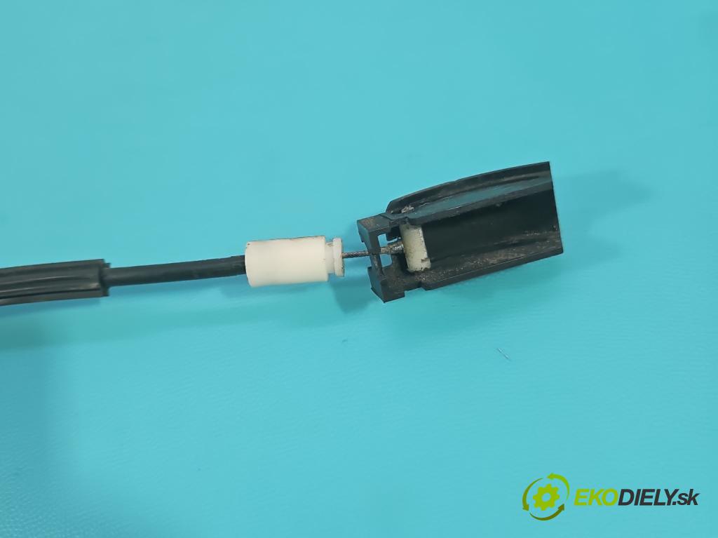 Ford Fusion 1.4 16V 80 HP manual 59 kW 1388 cm3 5- zámok predné ľavý