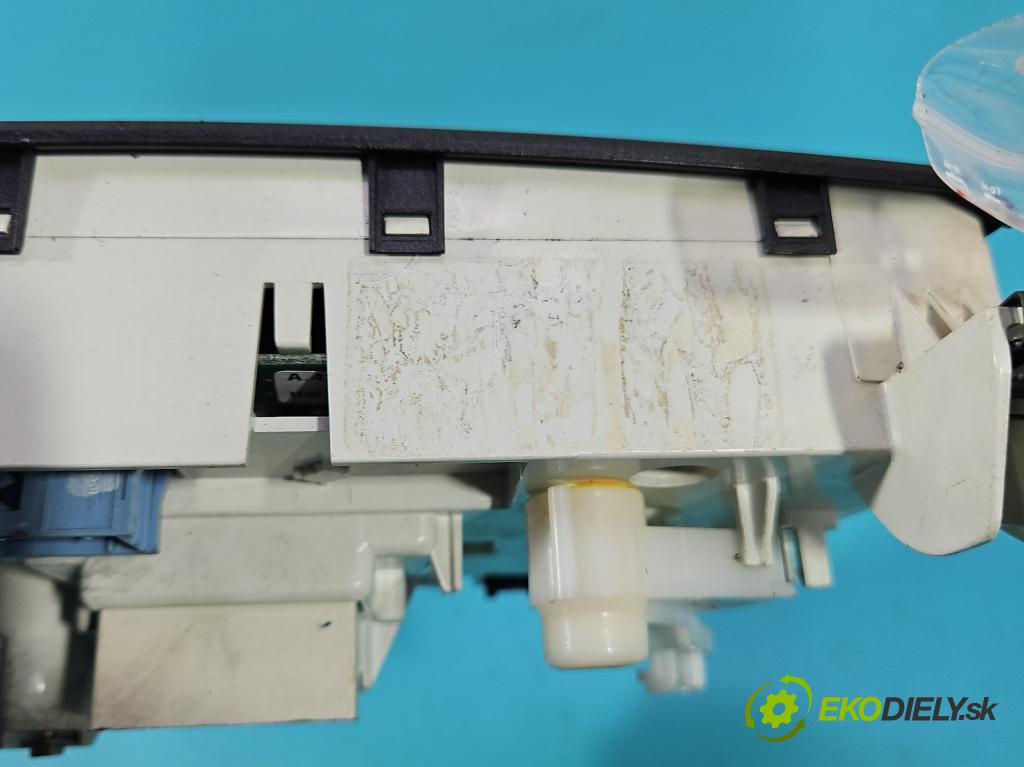 Fiat Punto Grande 1.4 8V 77 HP manual 57 kW 1368 cm3 5- panel kúrenia