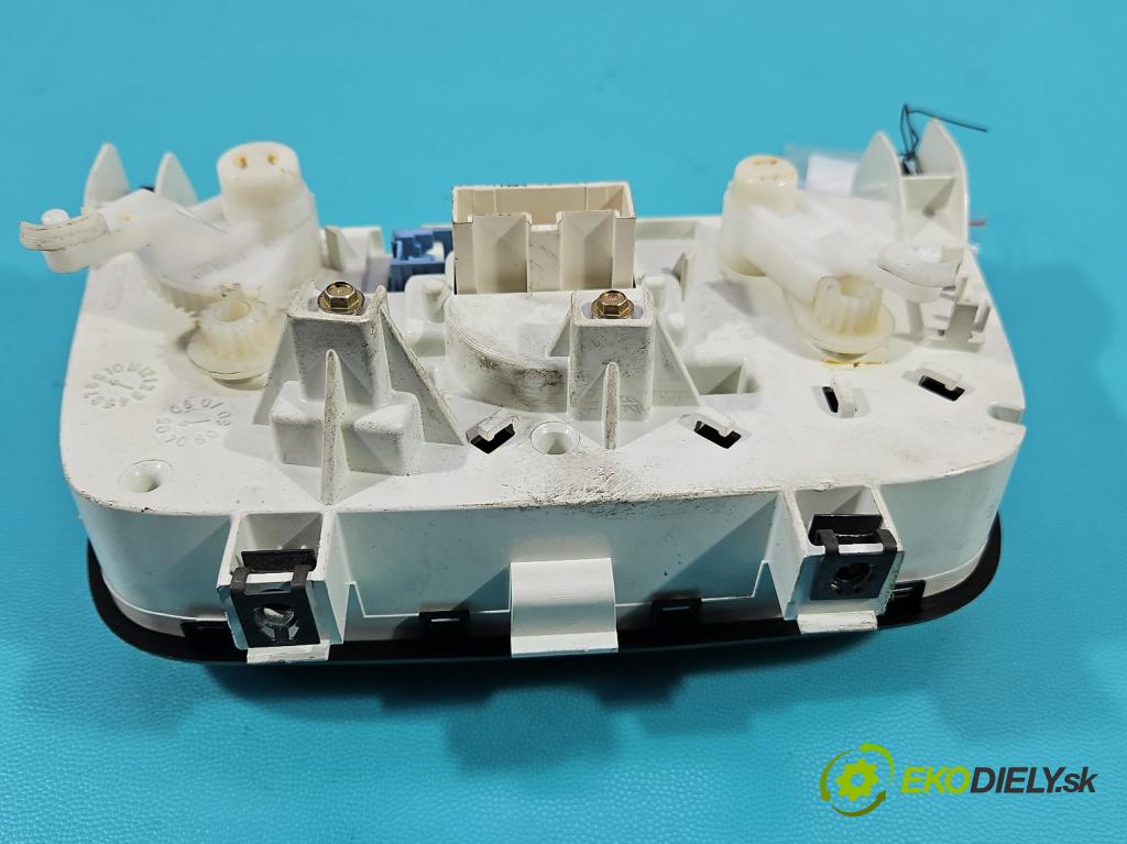 Fiat Punto Grande 1.4 8V 77 HP manual 57 kW 1368 cm3 5- panel kúrenia