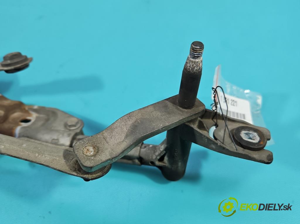 Fiat Punto Grande 1.4 8V 77 HP manual 57 kW 1368 cm3 5- mechanizmus stieračov