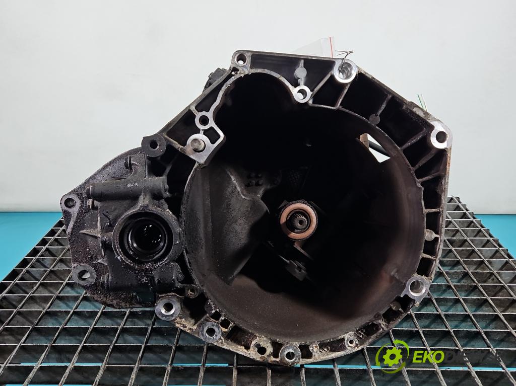 Fiat Punto Grande 1.4 8V 77 HP manual 57 kW 1368 cm3 5- prevodovka stupeň,rýchlosť manual