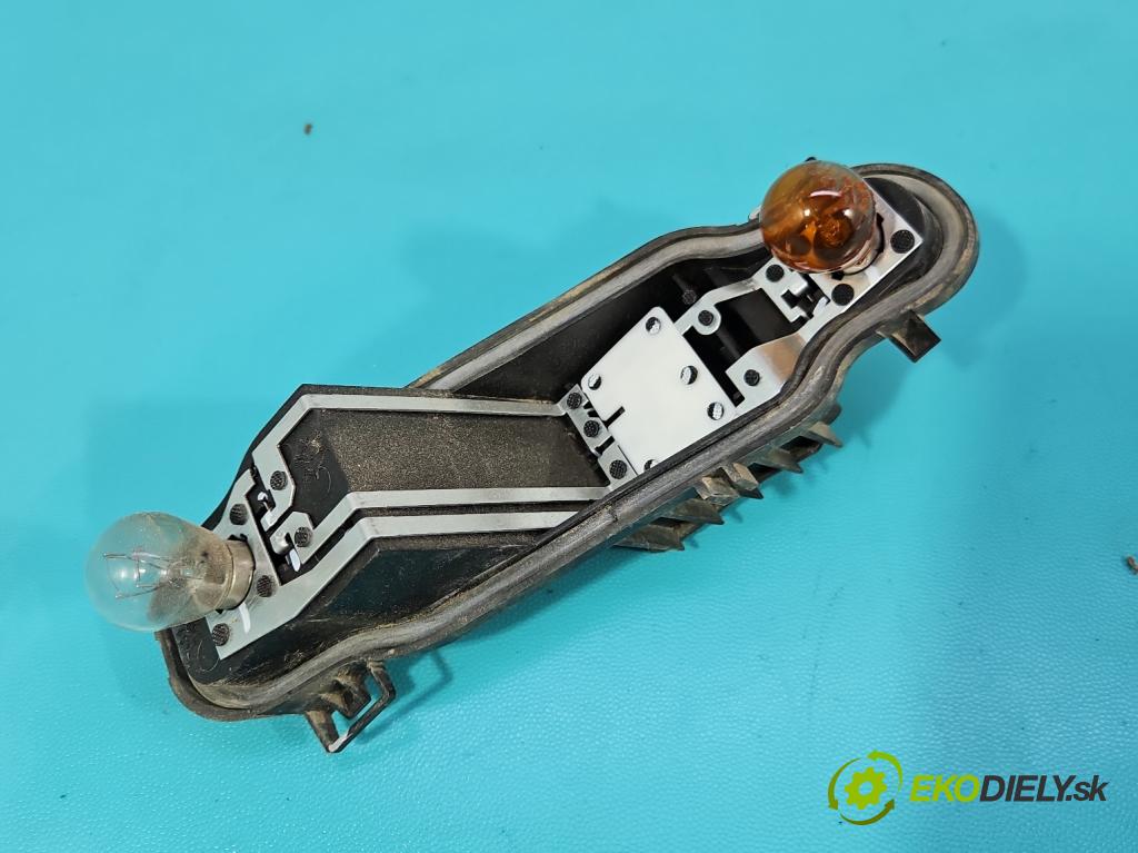 Renault Scenic III 2009-2016 1.4 131 HP manual 96 kW 1397 cm3 5- svetlo / reflektor zadné pravé 265500013R (Kľučka dverí ostatné)