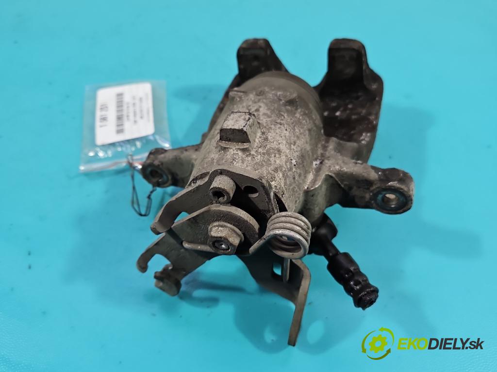 Opel Insignia A 2008-2017 2.0 cdti 170 hp manual 125 kW 1956 cm3 4- brzdič zadní levý  (Klika dveří ostatní)