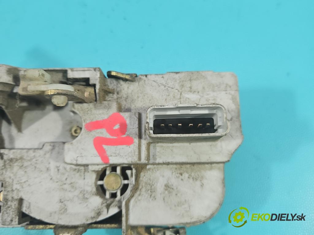 Citroen Berlingo I 1996-2008 2.0 hdi 90 HP manual 66 kW 1997 cm3 5- zámok predné ľavý