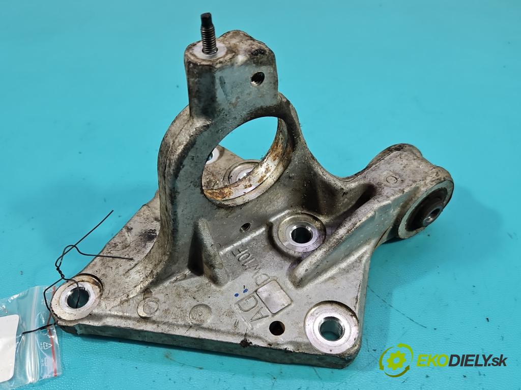 DS 4 2015-2020 2.0 hdi 181KM automatic 133 kW 1997 cm3 5- Upevnenie: 9677464080