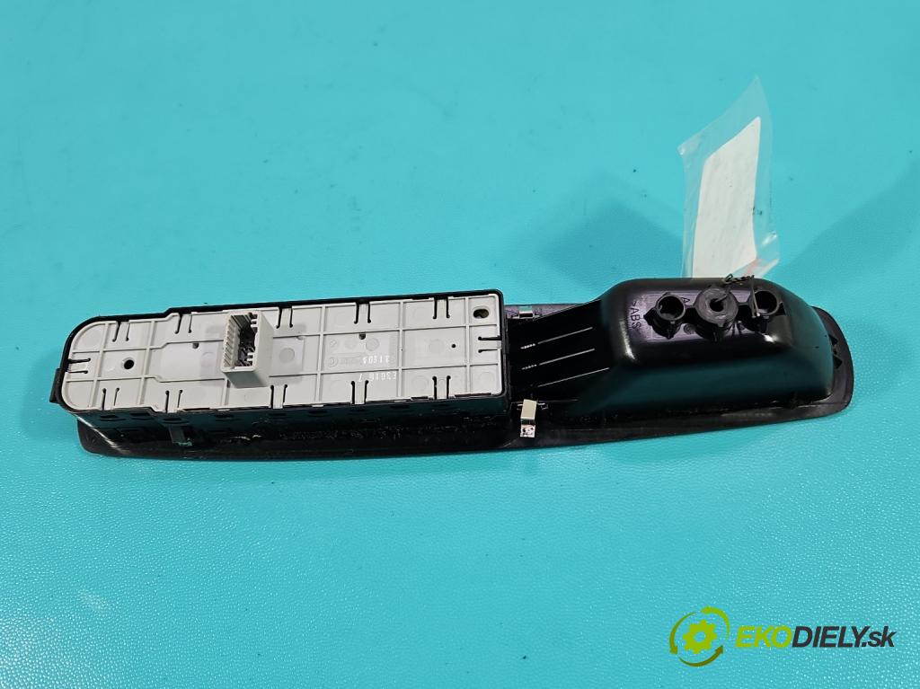 Renault Scenic III 2009-2016 1.4 131 HP manual 96 kW 1397 cm3 5- prepínač okien spätných zrkadiel
