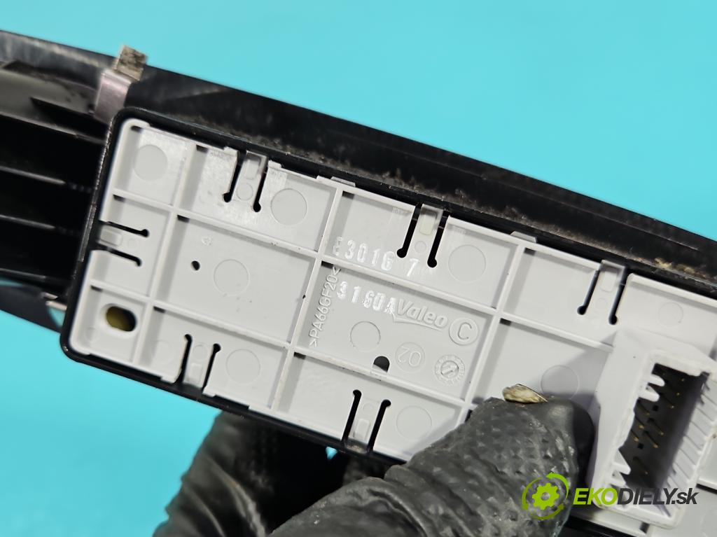 Renault Scenic III 2009-2016 1.4 131 HP manual 96 kW 1397 cm3 5- prepínač okien spätných zrkadiel