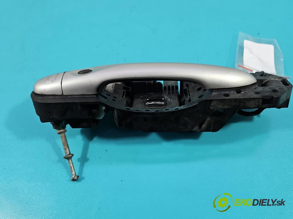 Renault Scenic III 2009-2016 1.4 131 HP manual 96 kW 1397 cm3 5- rukoväť predné ľavé mimo: 806070033R (Kľučka dverí vonkajšia predná ľavá)