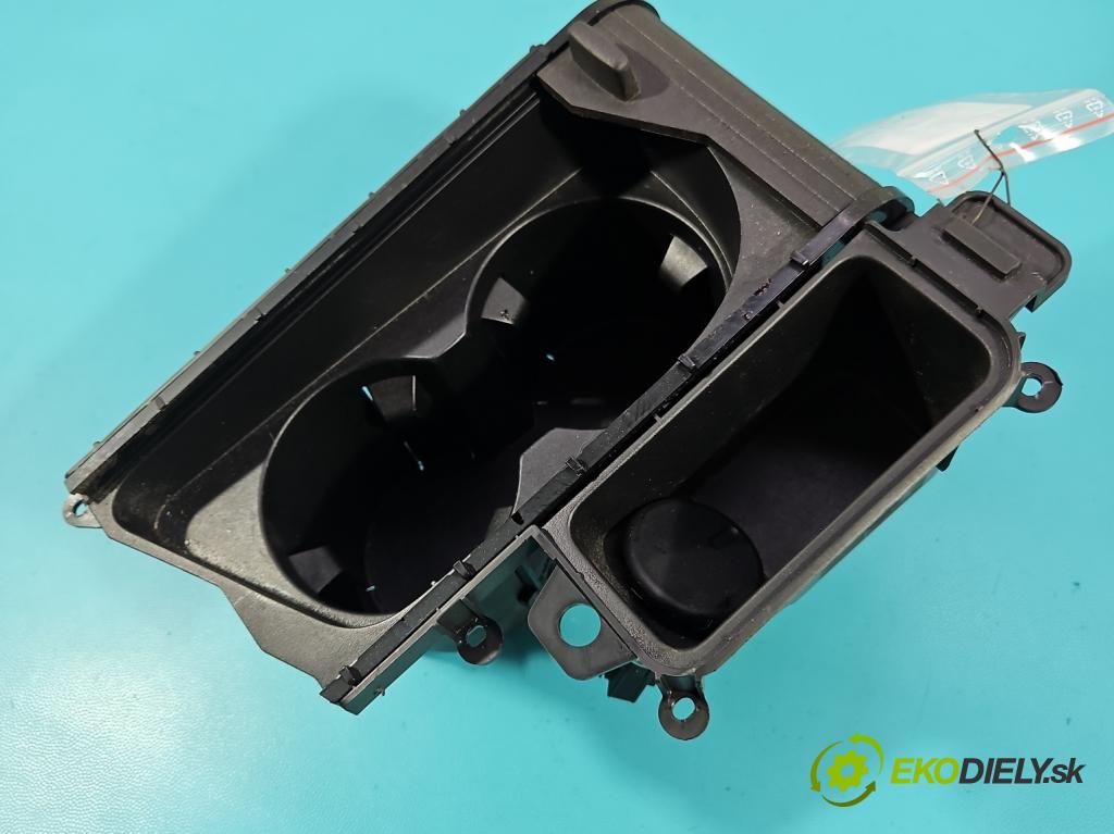 Opel Insignia A 2008-2017 2.0 cdti B20DTH: 170 HP manual 125 kW 1956 cm3 5- Rukojeť: na nápoje: 333488716 (Držiak (úchyt) na nápoje)