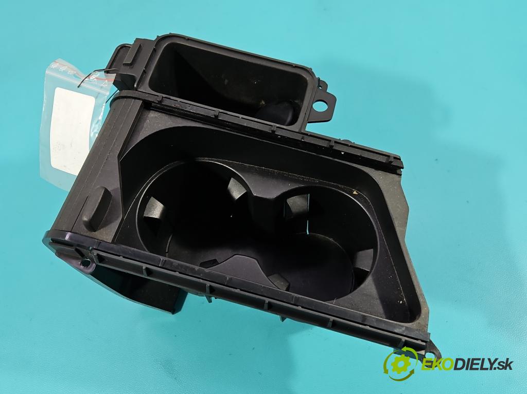 Opel Insignia A 2008-2017 2.0 cdti B20DTH 170 hp manual 125 kW 1956 cm3 5- Rukojeť: na napoje: 333488716 (Držák nápojů)