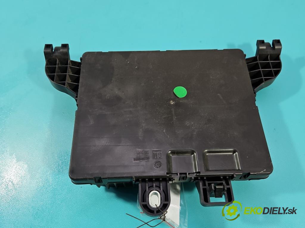 Opel Insignia A 2008-2017 2.0 cdti 170 hp manual 125 kW 1956 cm3 4- skříňka pojistková 13447680 (Pojistková skříňka)