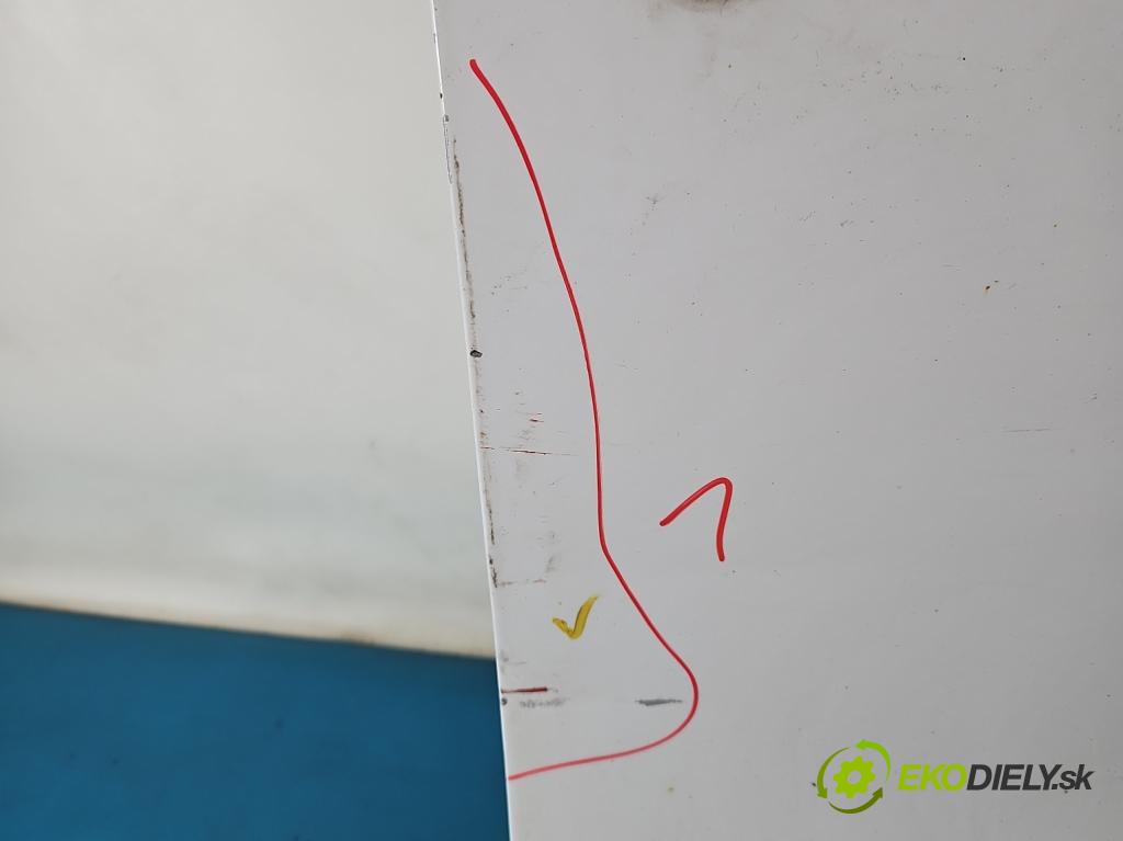 Dacia Dokker 2012- 1.6 16V 102 HP manual 75 kW 1598 cm3 5- dvere predné pravé  (Kľučka dverí ostatné)