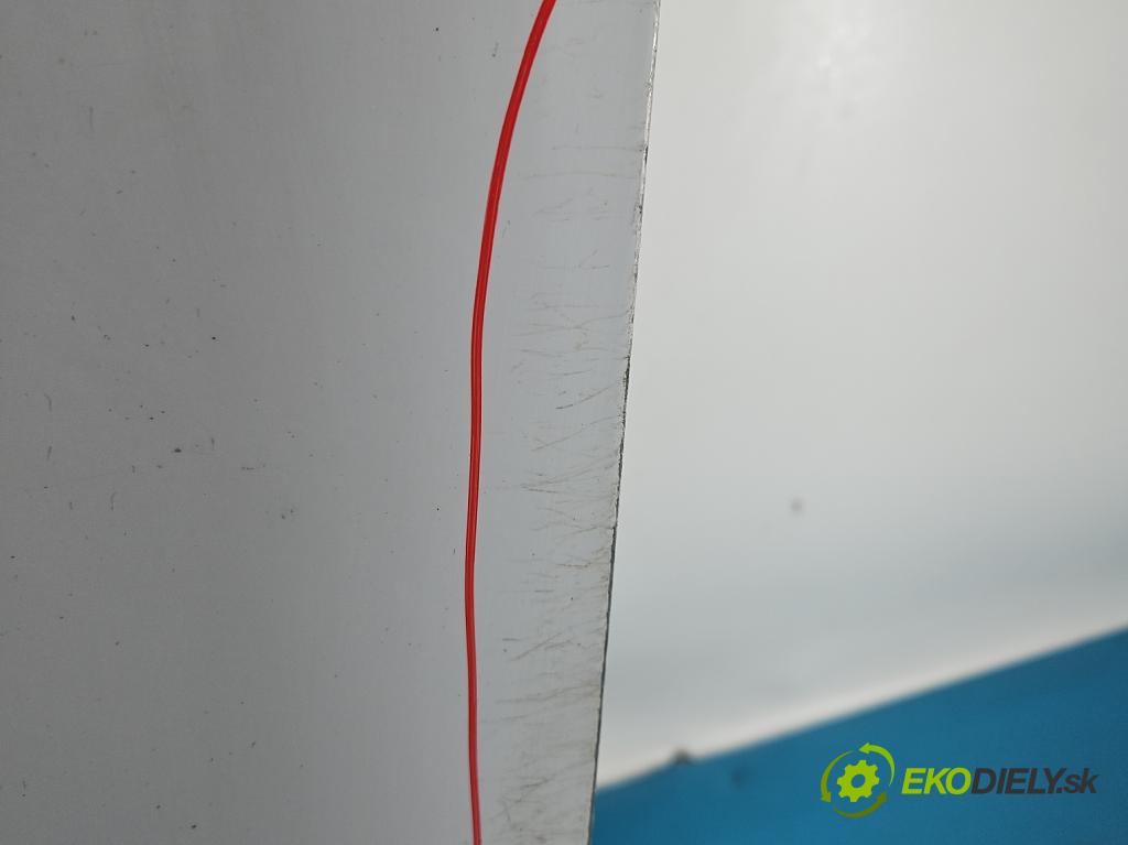 Dacia Dokker 2012- 1.6 16V 102 HP manual 75 kW 1598 cm3 5- dvere predné ľavé  (Kľučka dverí ostatné)