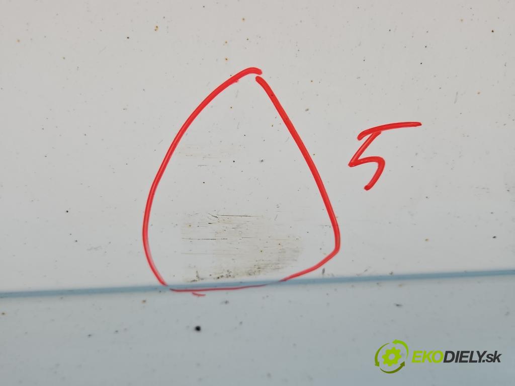 Dacia Dokker 2012- 1.6 16V 102 HP manual 75 kW 1598 cm3 5- dvere predné ľavé  (Kľučka dverí ostatné)