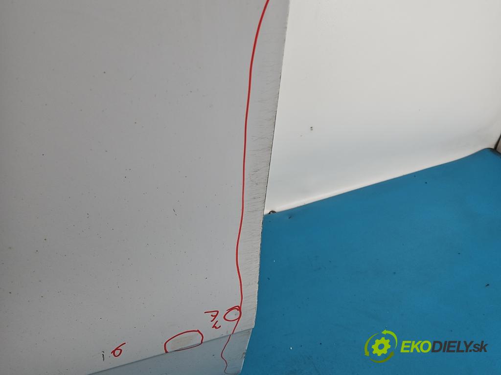 Dacia Dokker 2012- 1.6 16V 102 HP manual 75 kW 1598 cm3 5- dvere predné ľavé  (Kľučka dverí ostatné)