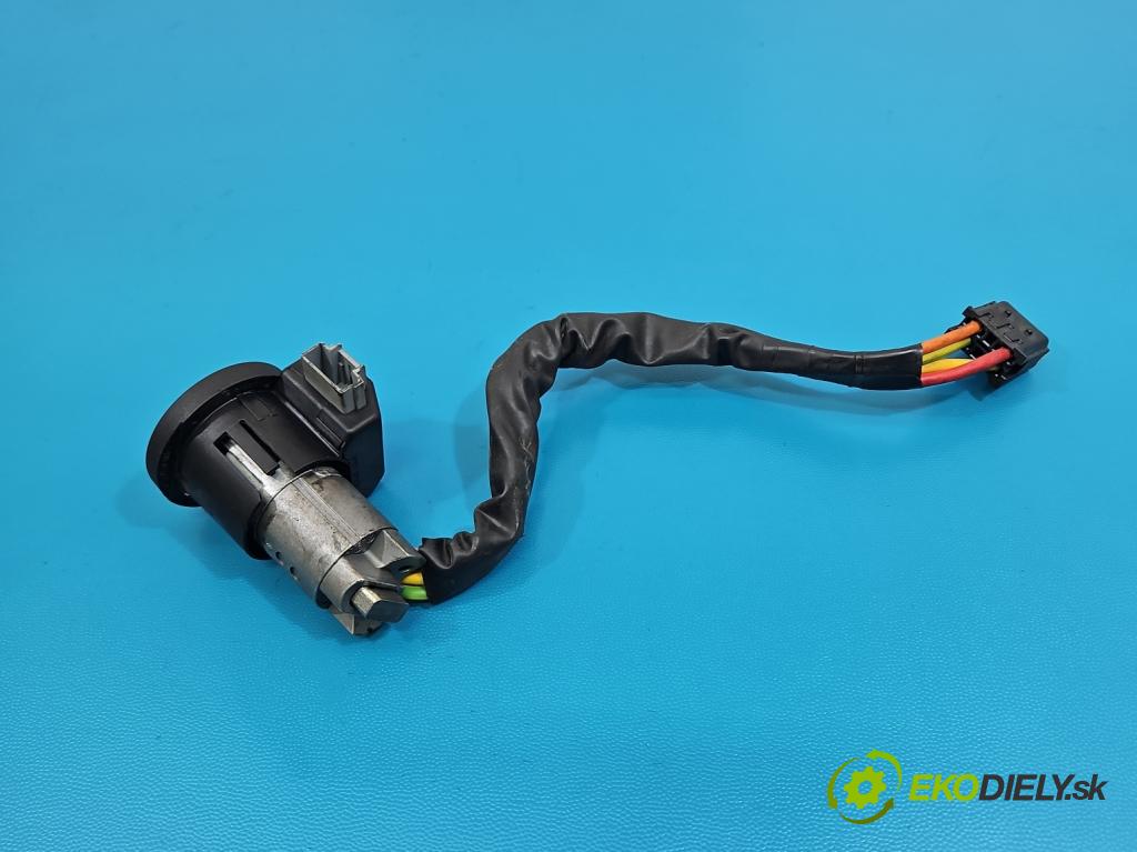 Dacia Logan I 2005-2014 1.4 8V 75 HP manual 55 kW 1390 cm3 4- riadiaca jednotka motora 8200483732