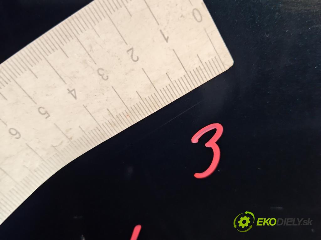 Fiat Freemont 2.0 jtd 170 HP manual 125 kW 1956 cm3 5- dvere zadné pravé  (Kľučka dverí ostatné)