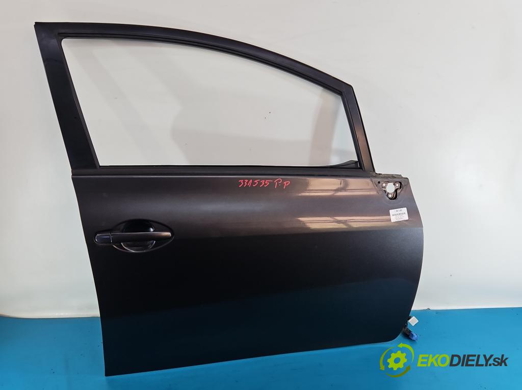 Toyota Auris I 2006-2013 1.3 vvti 99 HP manual 73 kW 1329 cm3 5- dvere predné pravé  (Kľučka dverí ostatné)