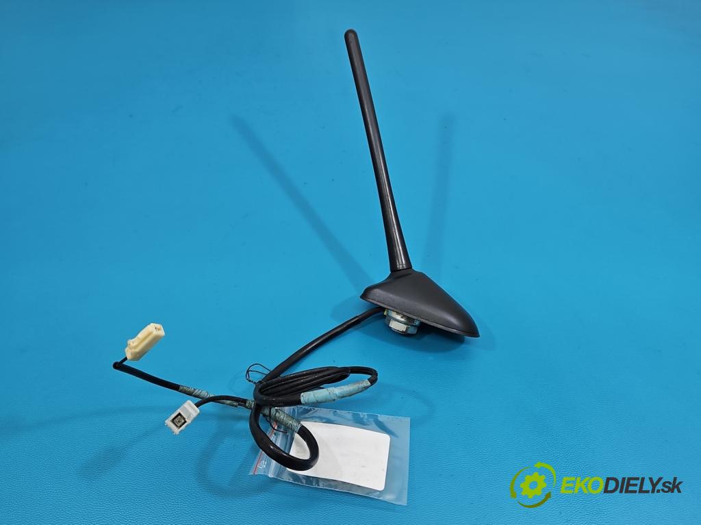 Toyota Auris I 2006-2013 1.3 vvti 99 HP manual 73 kW 1329 cm3 5- Antena