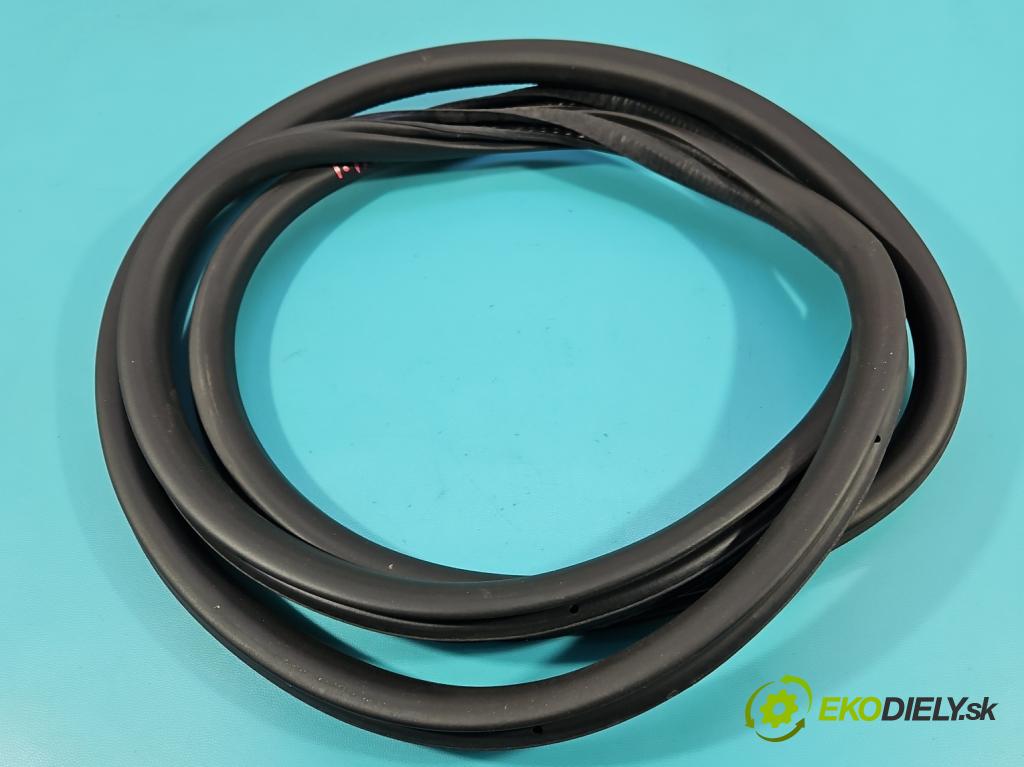 Citroen C5 Aircross 17-25 1.2 T 131 HP manual 96 kW 1199 cm3 5- Těsnění: dvere predné pravé 9811537480