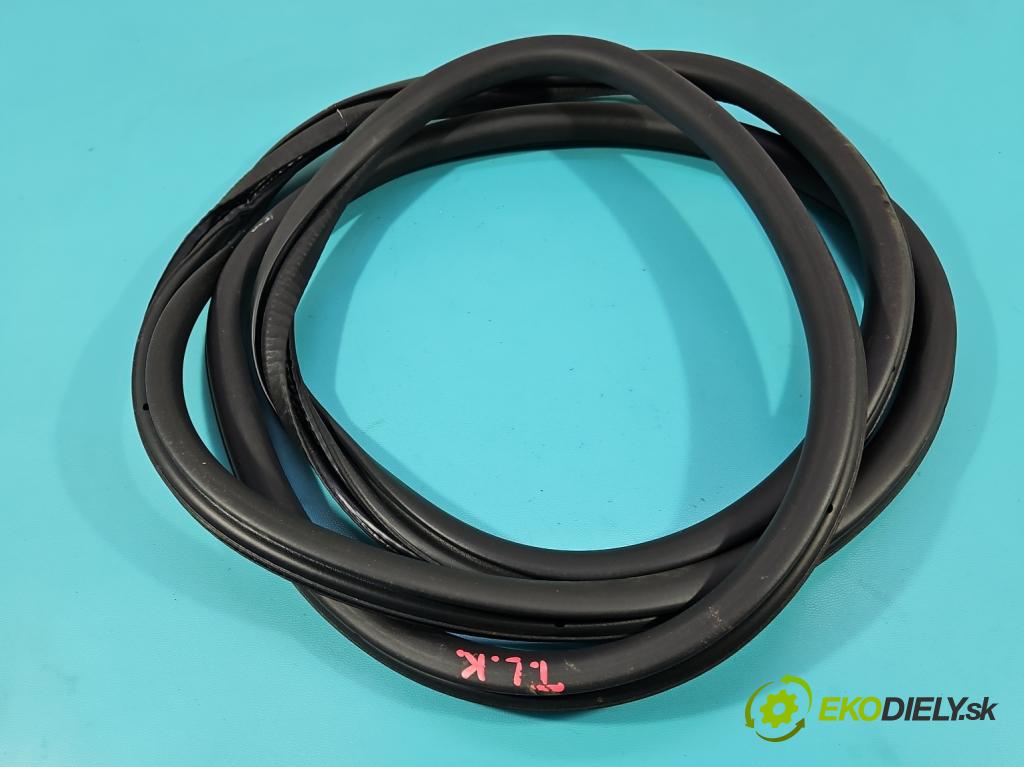 Citroen C5 Aircross 17-25 1.2 T 131 hp manual 96 kW 1199 cm3 5- Těsnění: dveře zadní levé 9816902580 (Karoserie ostatní)