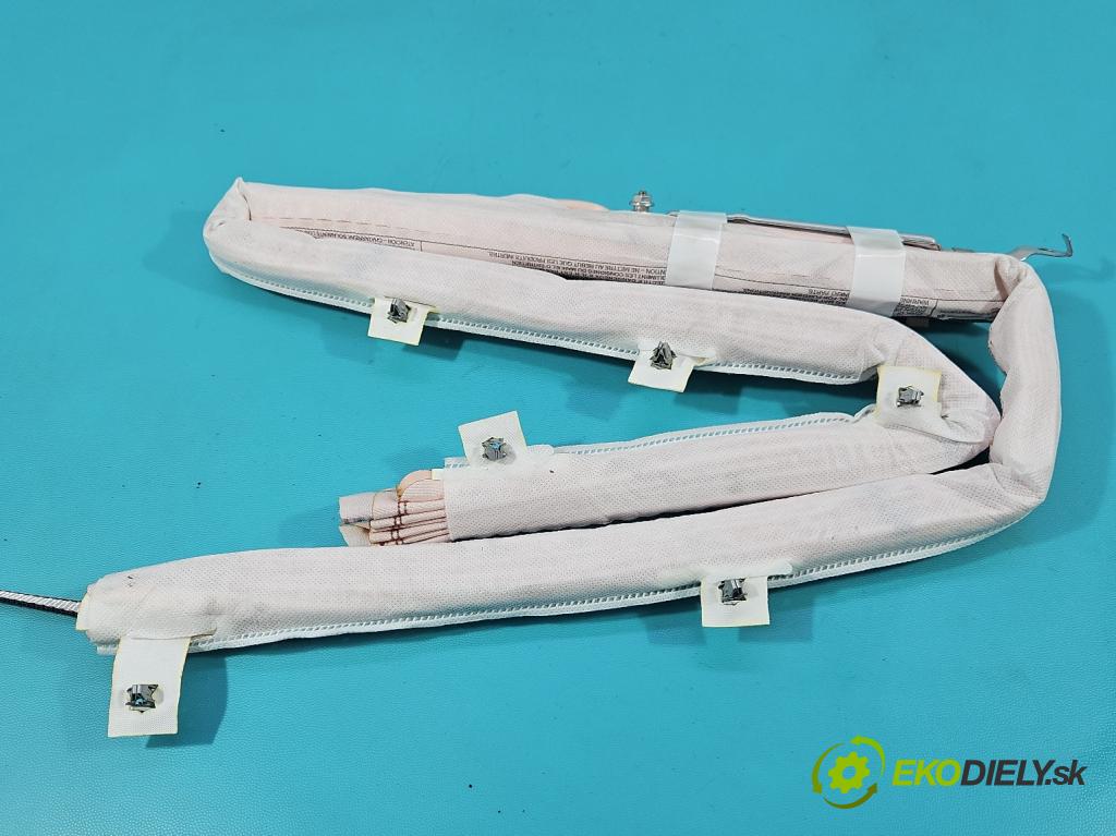 Citroen C5 Aircross 17-25 1.2 T 131 hp manual 96 kW 1199 cm3 5- Záclona: pravé 9822369380