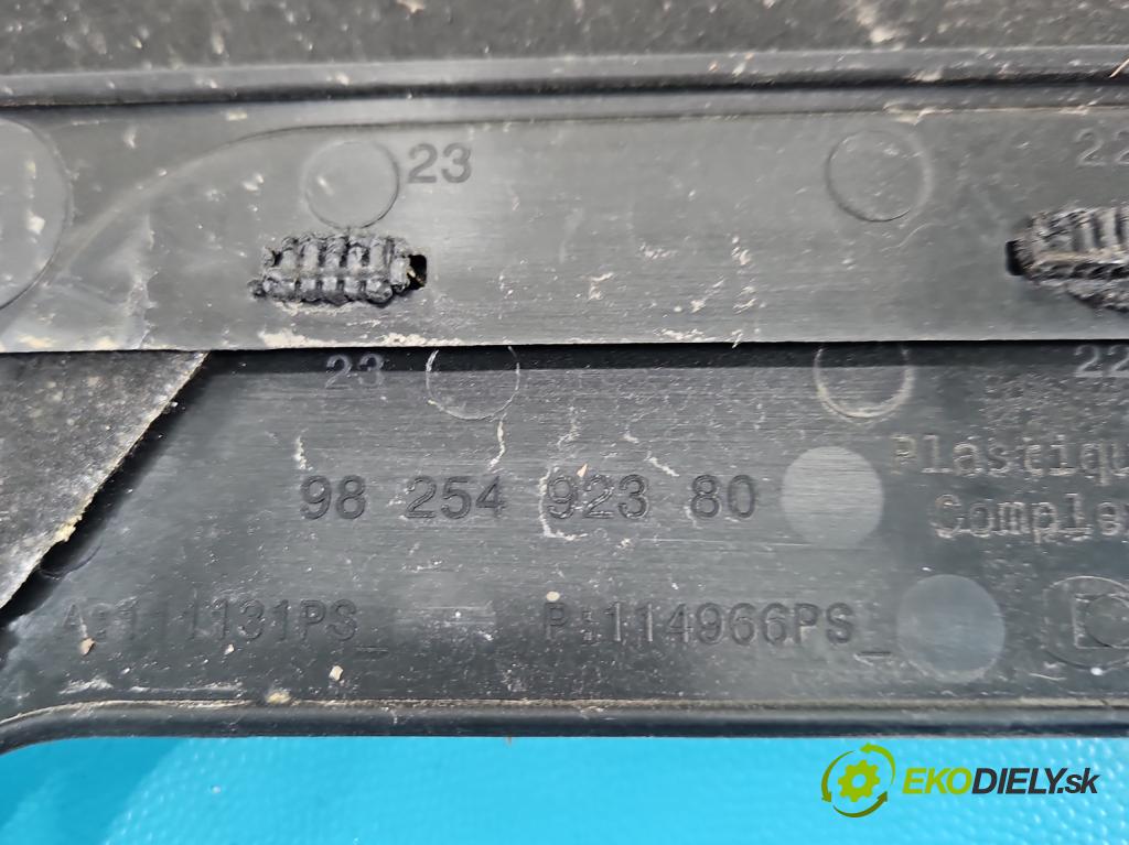 Citroen C5 Aircross 17-25 1.2 T 131 hp manual 96 kW 1199 cm3 5- kryt motoru horní 9825492380