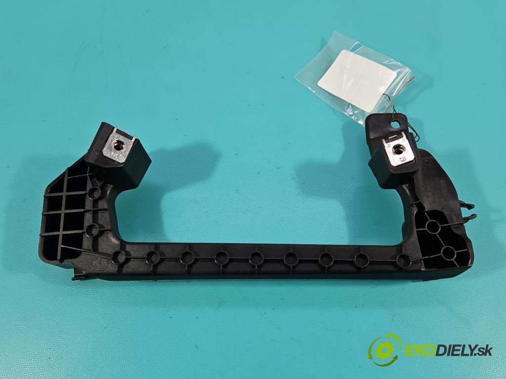 Citroen C5 Aircross 17-25 1.2 T 131 HP manual 96 kW 1199 cm3 5- Upevnenie: 9825169080