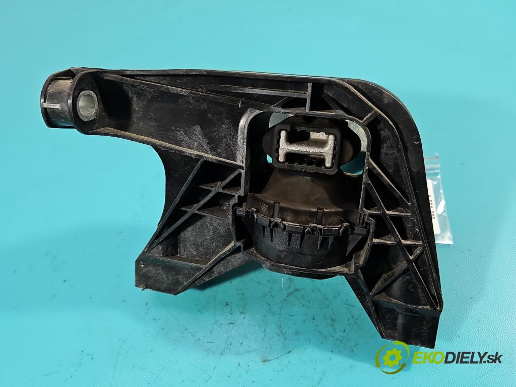 Citroen C5 Aircross 17-25 1.2 T 131 HP manual 96 kW 1199 cm3 5- airbag motora  (Držiak motora)