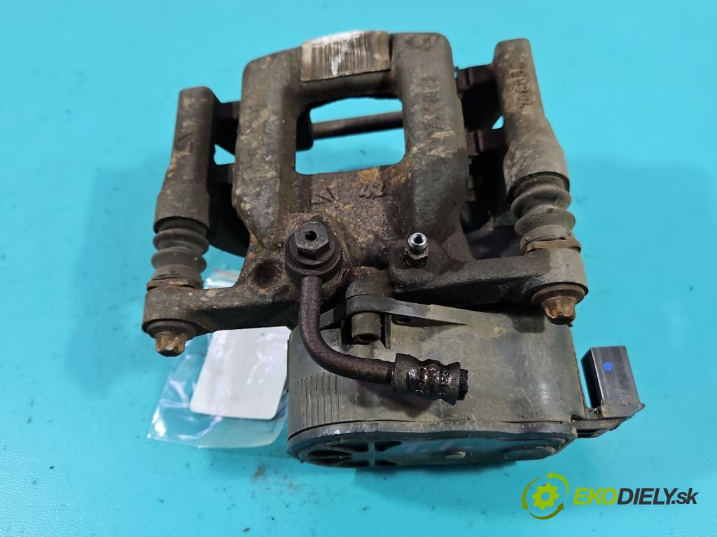 Citroen C5 Aircross 17-25 1.2 T 131 HP manual 96 kW 1199 cm3 5- brzdič zadné ľavý 9819060880 (Kľučka dverí ostatné)