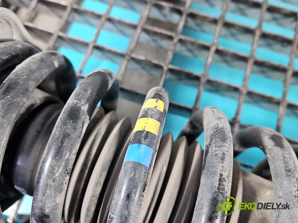 Mercedes E W213 2016-2023 2.0 CDI 194KM: automatic 143 kW 1950 cm3 4- pružina predné