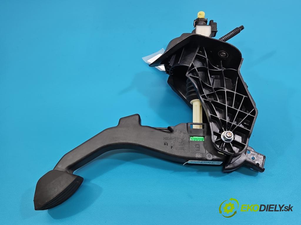 Citroen C5 Aircross 17-25 1.2 T 131 HP manual 96 kW 1199 cm3 5- pedále ostatné 9676728880