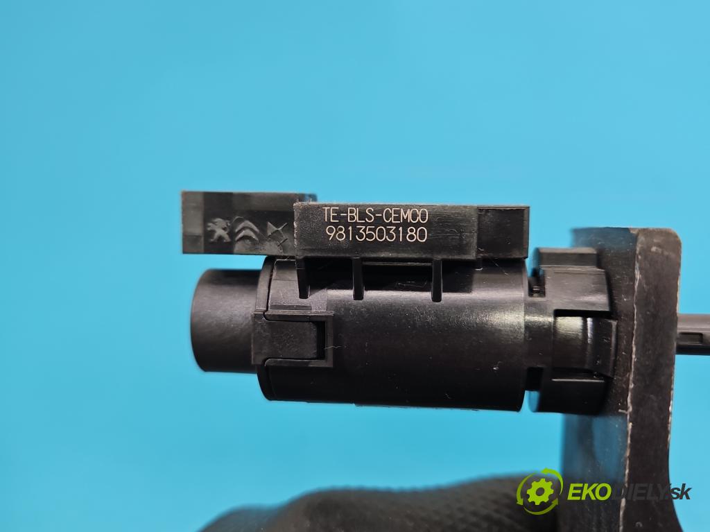 Citroen C5 Aircross 17-25 1.2 T 131 HP manual 96 kW 1199 cm3 5- pedále ostatné 9837001480