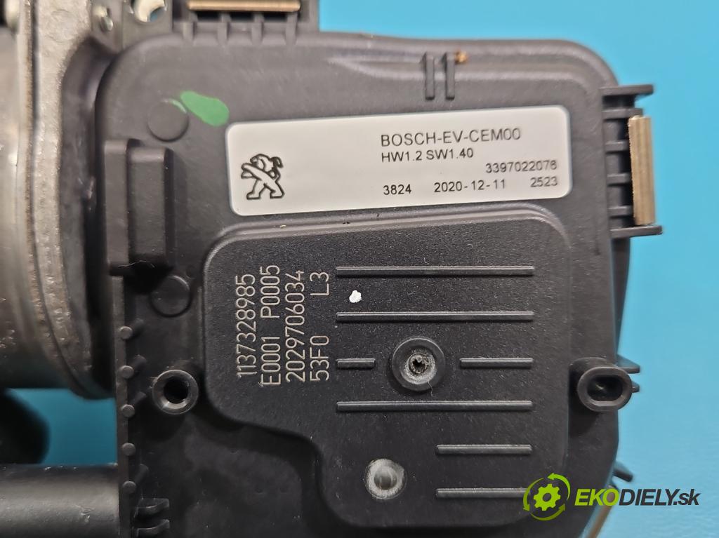 Citroen C5 Aircross 17-25 1.2 T 131 HP manual 96 kW 1199 cm3 5- motor stieračov predné 1397225003