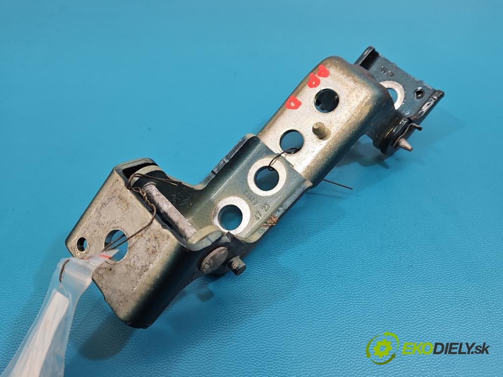 Citroen C5 Aircross 17-25 1.2 T 131 hp manual 96 kW 1199 cm3 5- Závěs: dveře přední pravý 