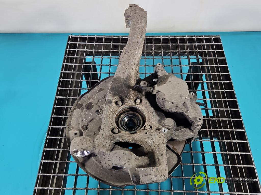 Mercedes E W213 2016-2023 2.0 CDI 194KM automatic 143 kW 1950 cm3 4- náboj pravé  (Náboj kola)