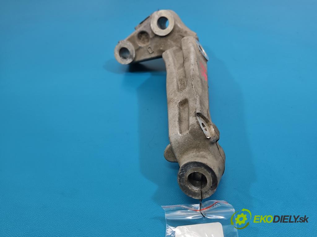 Citroen C5 Aircross 17-25 1.2 T 131 HP manual 96 kW 1199 cm3 5- Upevnenie: S04-17B