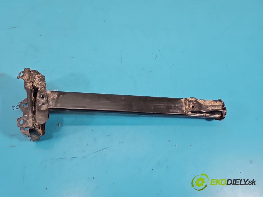 Citroen C5 Aircross 17-25 1.2 T 131 HP manual 96 kW 1199 cm3 5- výstuha nárazník predné