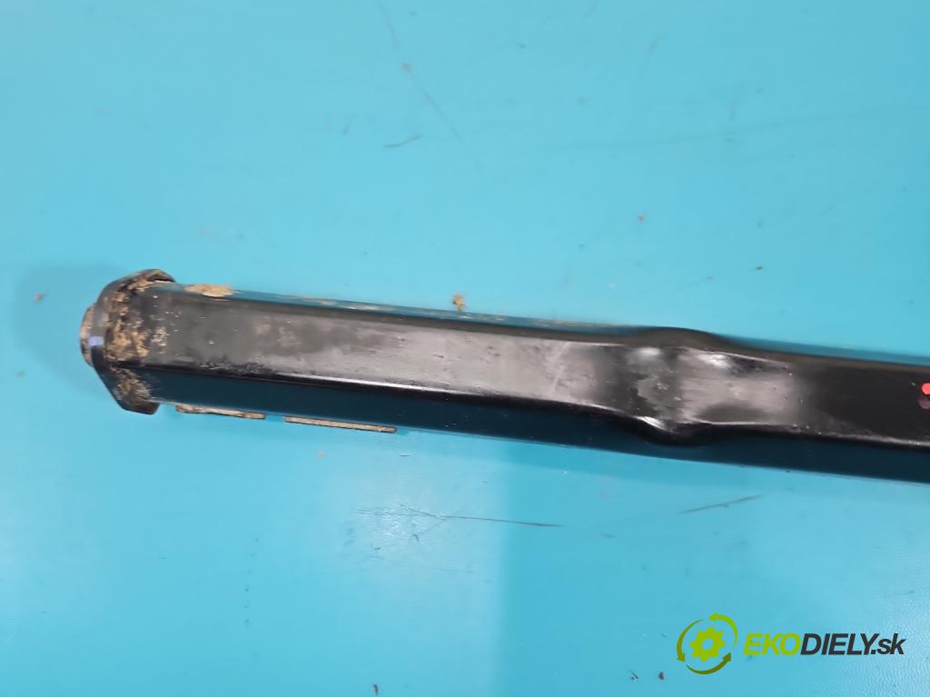 Citroen C5 Aircross 17-25 1.2 T 131 HP manual 96 kW 1199 cm3 5- výstuha nárazník predné