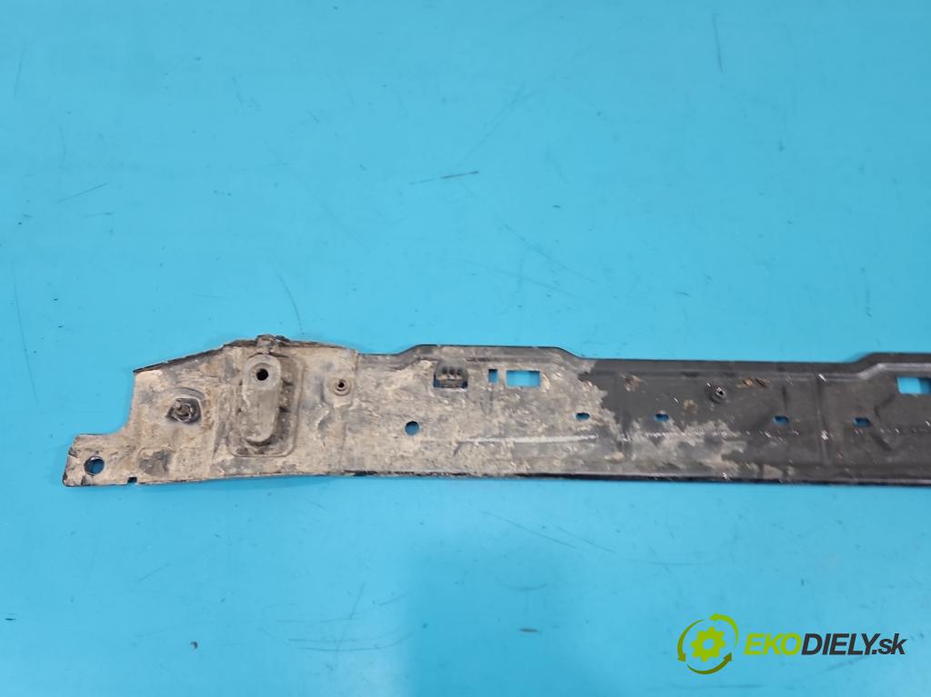 Citroen C5 Aircross 17-25 1.2 T 131 HP manual 96 kW 1199 cm3 5- Upevnenie: 8907638001