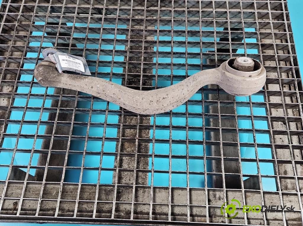 Mercedes E W213 2016-2023 2.0 CDI 194KM: automatic 143 kW 1950 cm3 4- predné ľavý  (Kľučka dverí ostatné)