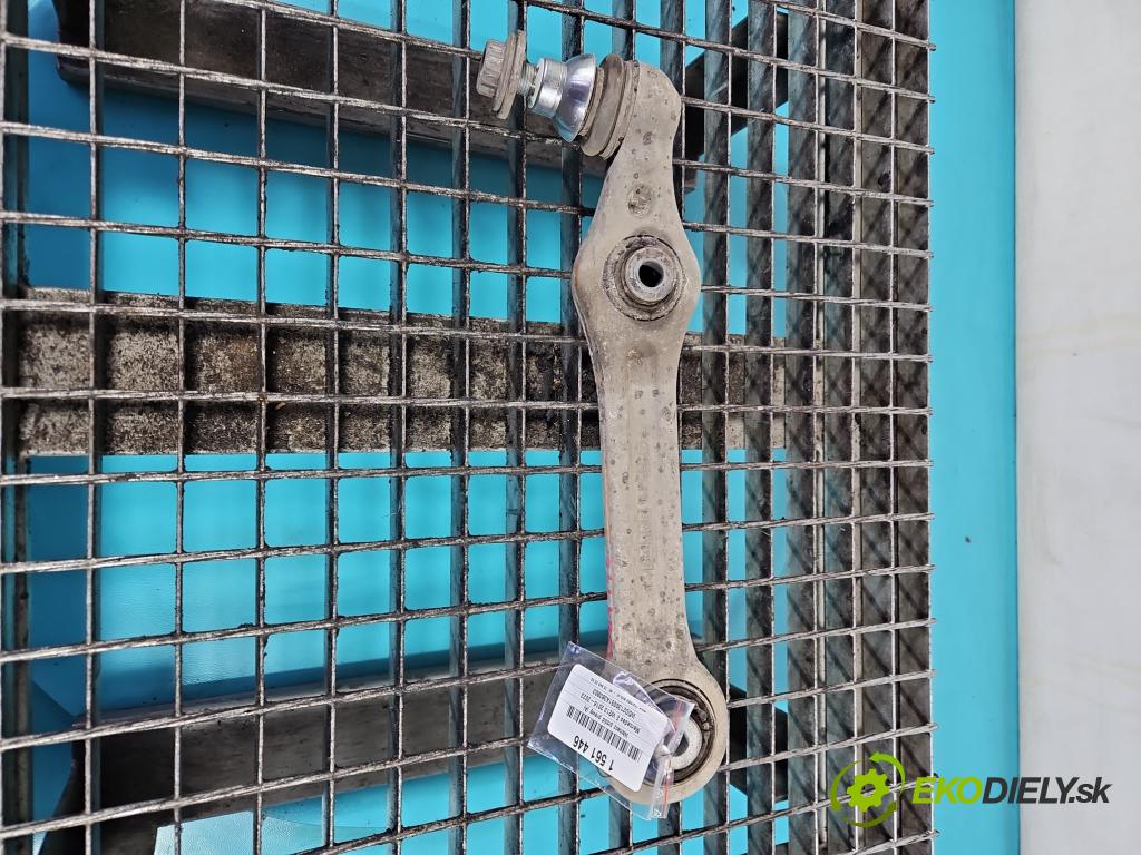 Mercedes E W213 2016-2023 2.0 CDI 194KM: automatic 143 kW 1950 cm3 4- predné pravý  (Kľučka dverí ostatné)