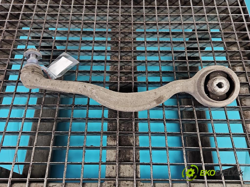 Mercedes E W213 2016-2023 2.0 CDI 194KM: automatic 143 kW 1950 cm3 4- predné pravý  (Kľučka dverí ostatné)