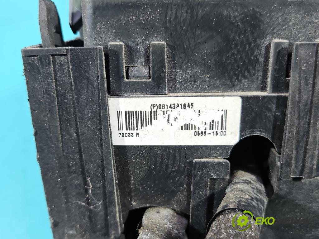 Fiat Freemont 2.0 jtd 170 hp manual 125 kW 1956 cm3 5- skříňka pojistková 68143318AE (Pojistková skříňka)