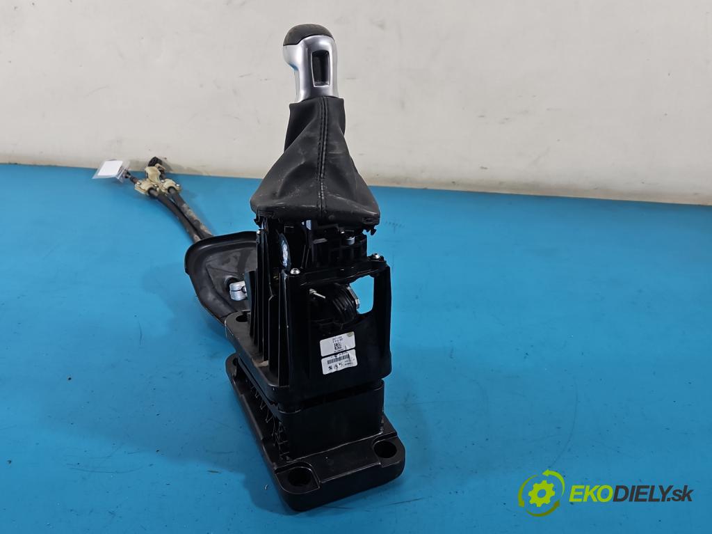 Citroen C5 Aircross 17-25 1.2 T 131 hp manual 96 kW 1199 cm3 5- kulisa změny stupňová 9814673780 (Řadicí páka (kulisa) )