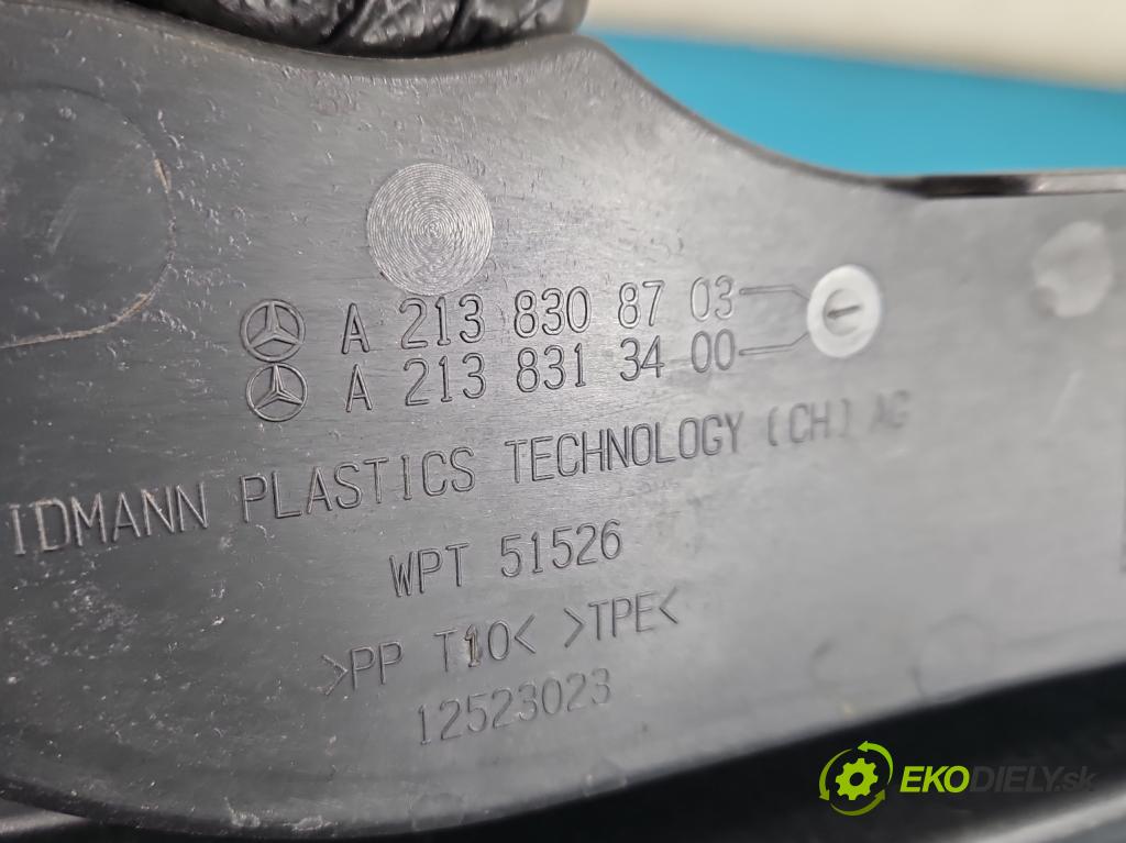 Mercedes E W213 2016-2023 2.0 CDI 194KM automatic 143 kW 1950 cm3 4- torpédo A2138308703 (Plast pod čelním sklem)