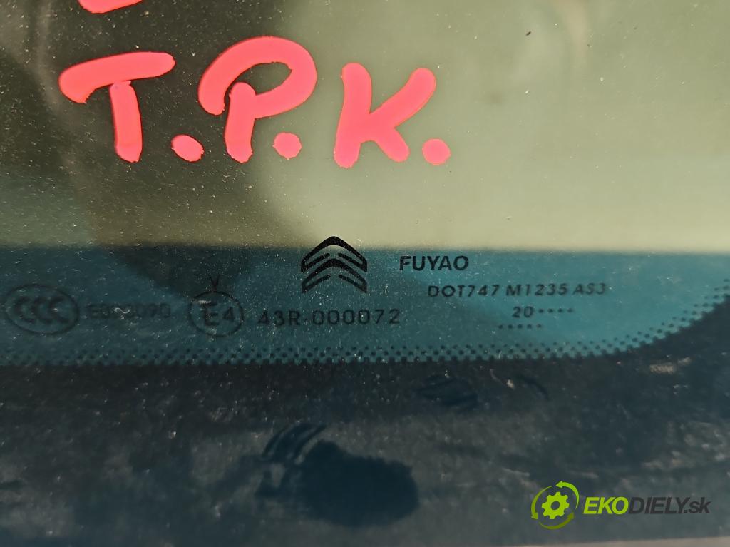 Citroen C5 Aircross 17-25 1.2 T 131 HP manual 96 kW 1199 cm3 5- sklo zadné pravé