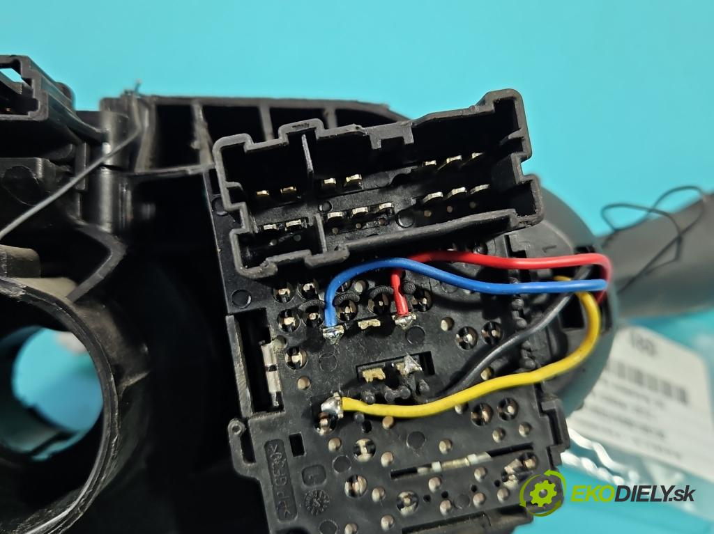 Dacia Dokker 2012- 1.6 16V 102 HP manual 75 kW 1598 cm3 5- prepínač komplex: 0265019153 (Prepínacie páčky pod volantom)